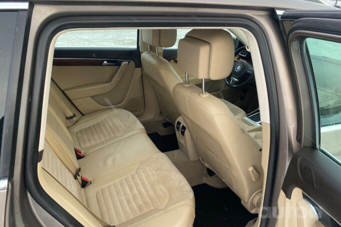 Volkswagen Passat B7 Variant wagon 5-doors