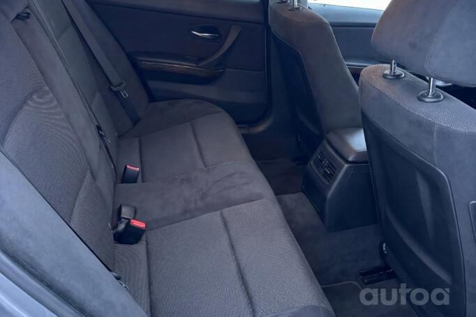 BMW 3 Series E90/E91/E92/E93 [restyling] Sedan