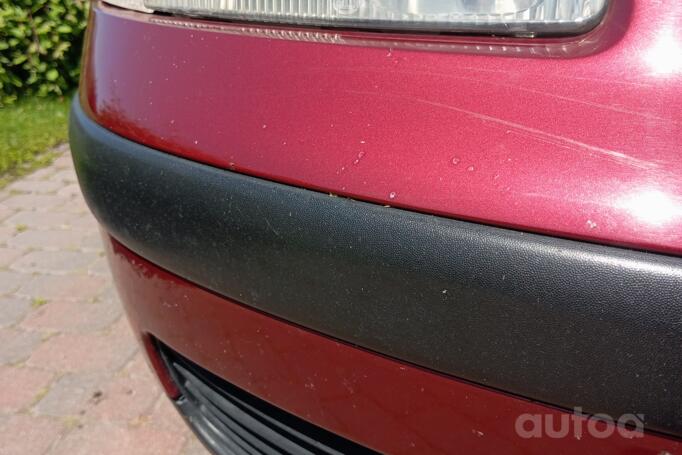 Volkswagen Passat B5 Sedan 4-doors