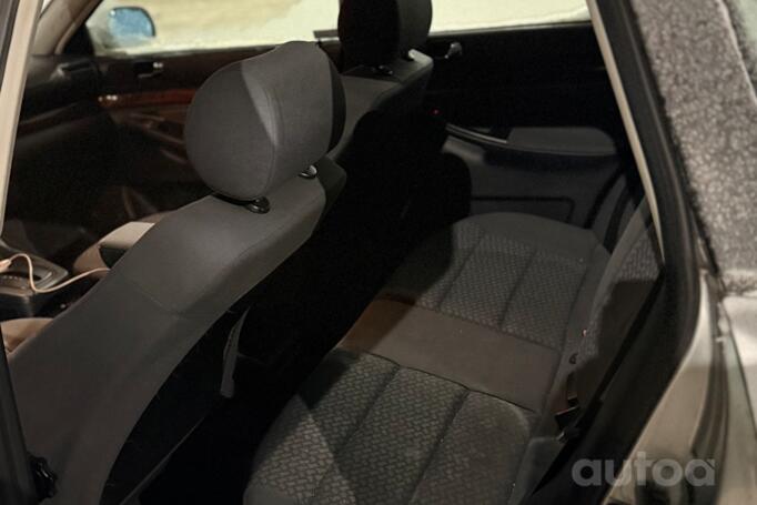 Audi A4 B5 Avant wagon 5-doors