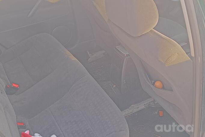 Volkswagen Passat B5 Sedan 4-doors