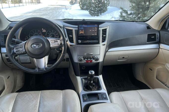 Subaru Outback 4 generation wagon