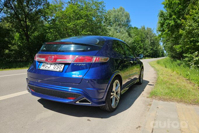 Honda Civic 8 generation [restyling] Type-S hatchback 3-doors