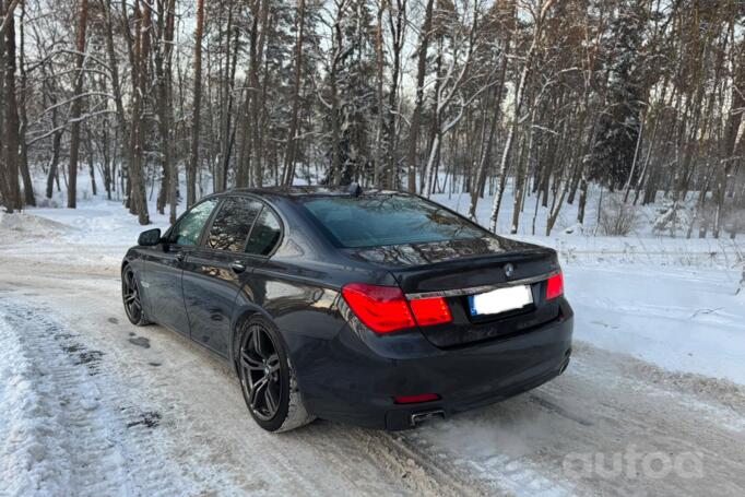 BMW 7 Series F01/F02 Sedan