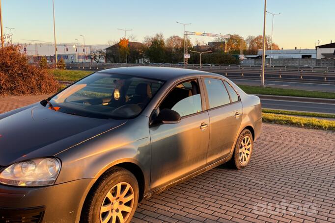 Volkswagen Jetta 5 generation Sedan 4-doors