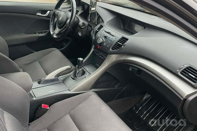 Honda Accord 8 generation Sedan 4-doors