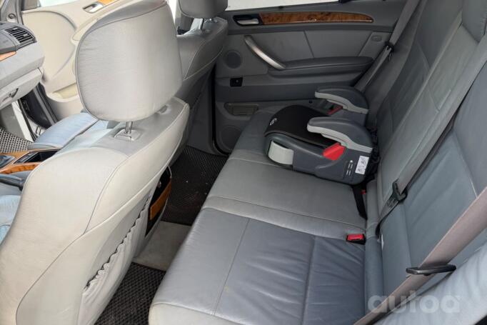 BMW X5 E53 Crossover