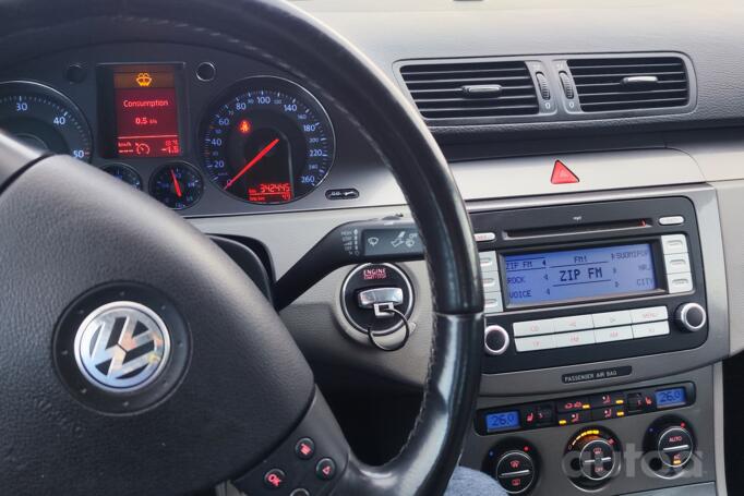 Volkswagen Passat B6 Sedan 4-doors