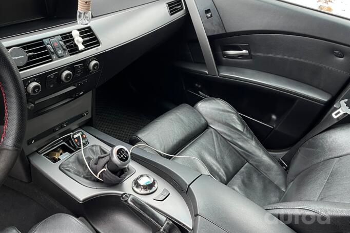 BMW 5 Series E60/E61 Touring wagon