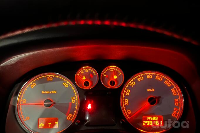 Peugeot 307 1 generation [restyling] Hatchback 5-doors