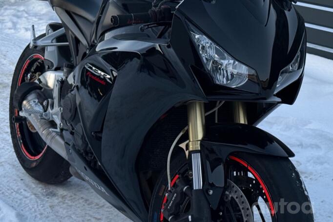Honda CBR