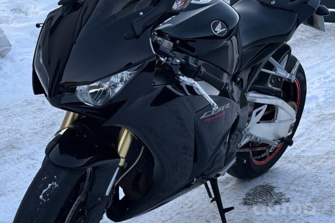 Honda CBR