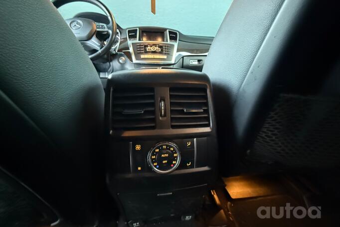 Mercedes-Benz GL-Class X166 SUV 5-doors