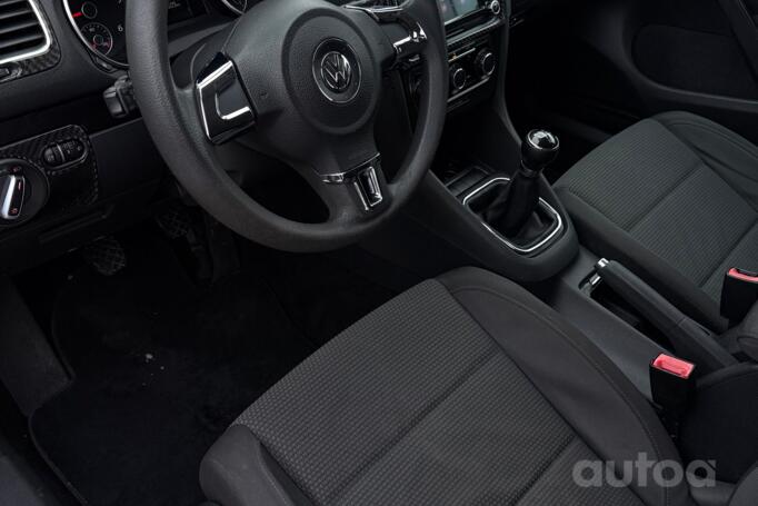 Volkswagen Golf 6 generation Hatchback 5-doors
