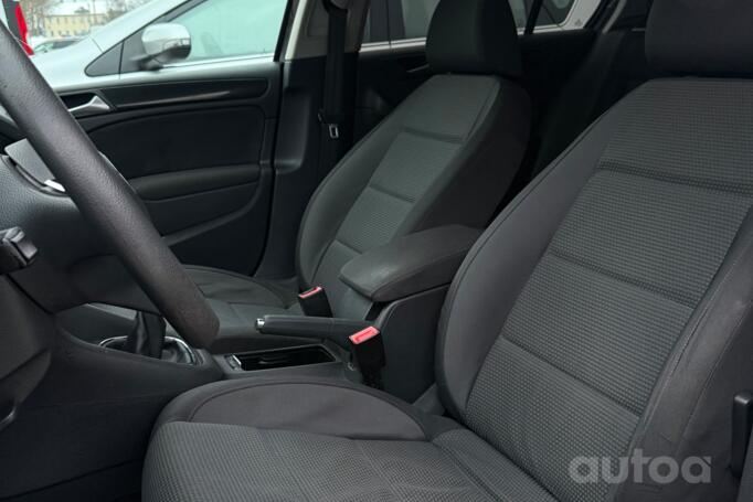 Volkswagen Golf 6 generation Hatchback 5-doors