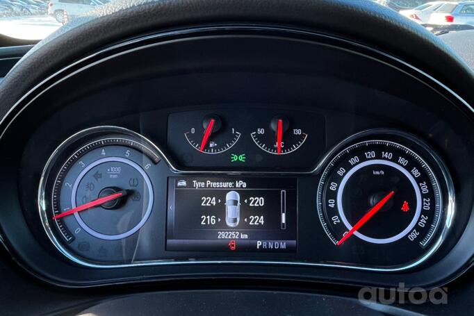 Opel Insignia A [restyling] Sports Tourer wagon 5-doors