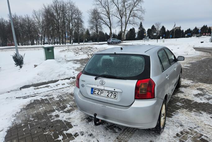 Toyota Corolla E120 Hatchback 5-doors