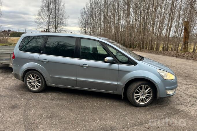 Ford Galaxy 2 generation Minivan