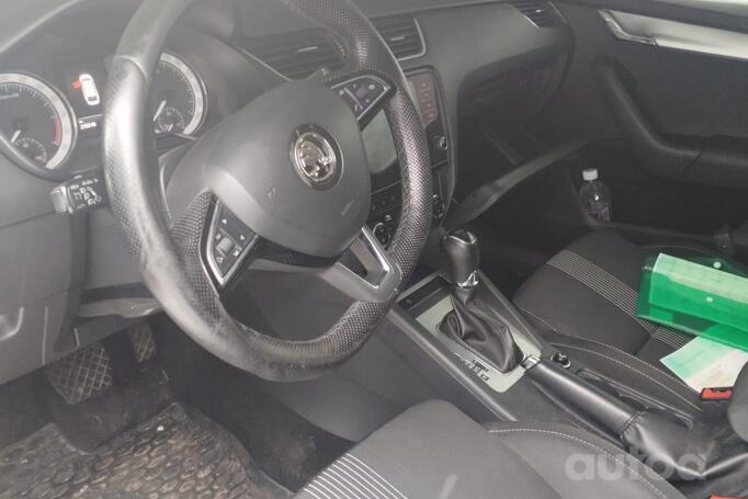 Skoda Octavia 3 generation [restyling] Combi wagon 5-doors