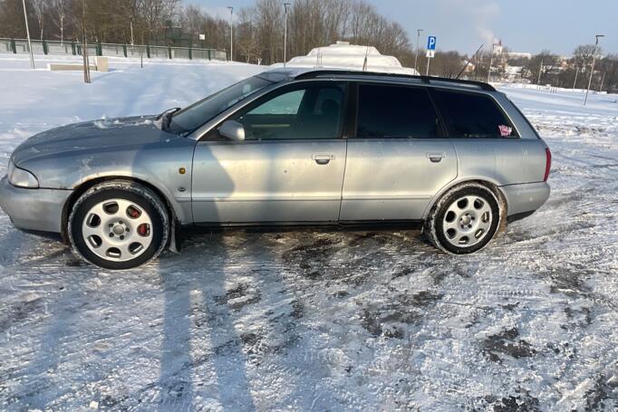 Audi A4 B5 Avant wagon 5-doors