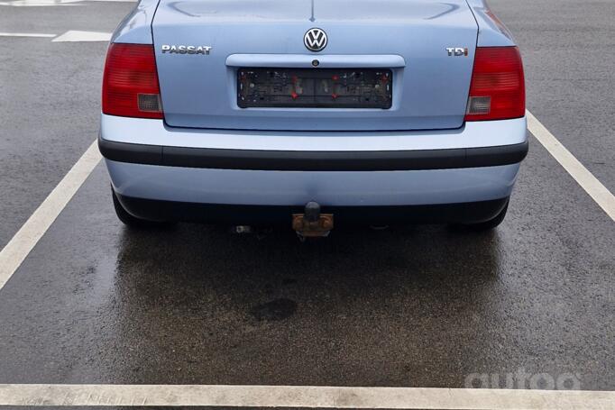 Volkswagen Passat B5 Sedan 4-doors