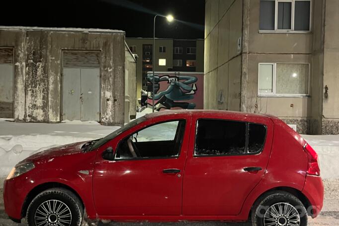Dacia Sandero 1 generation Hatchback