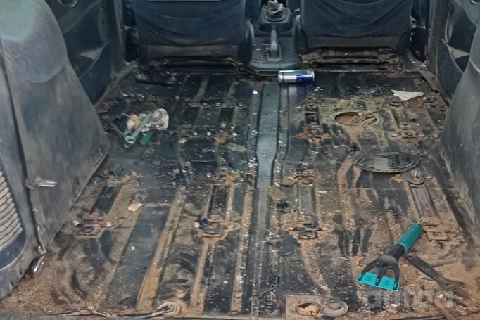 Ford Galaxy 1 generation Minivan 5-doors