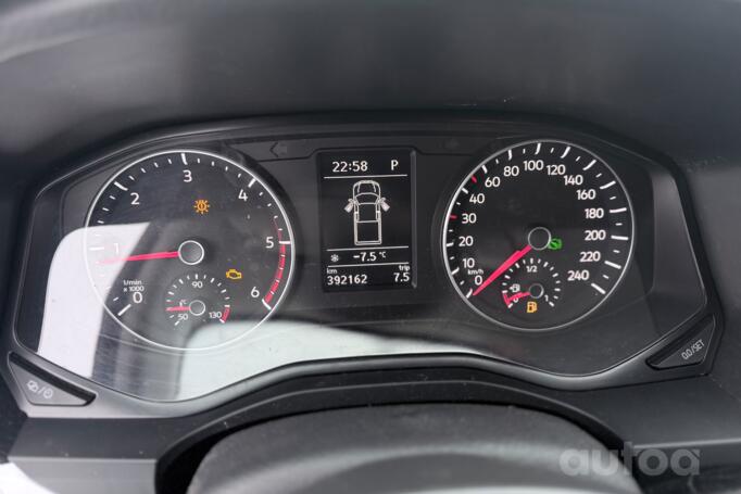 Volkswagen Amarok 1 generation [restyling] DoubleCab pickup