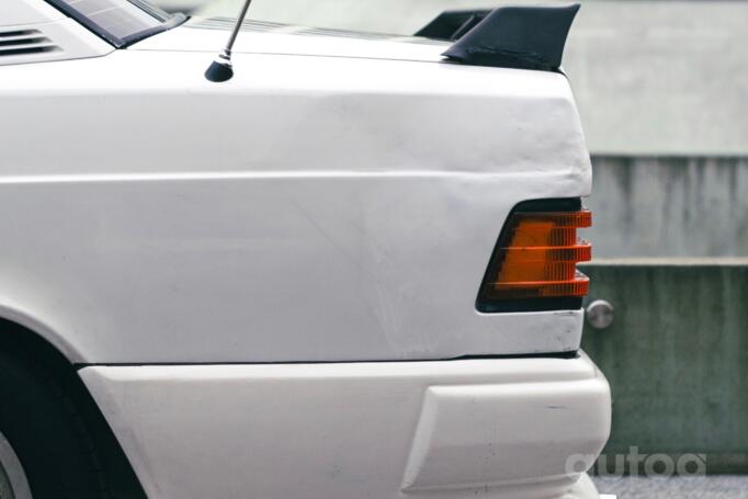 Mercedes-Benz 190 (W201) 1 generation