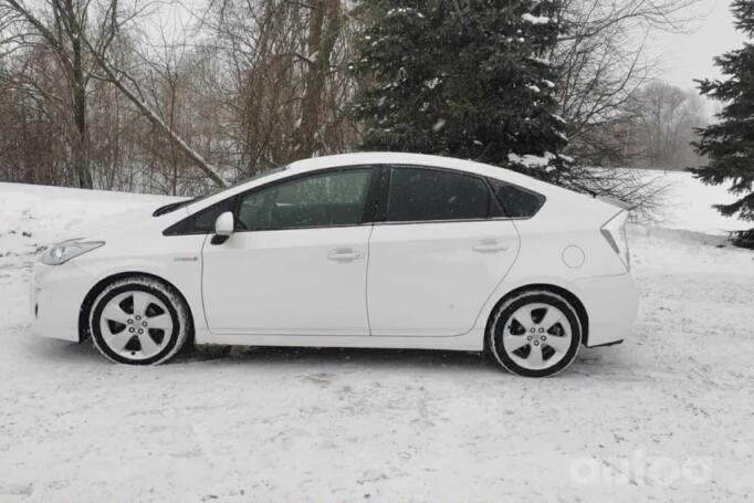 Toyota Prius 3 generation Hatchback 5-doors