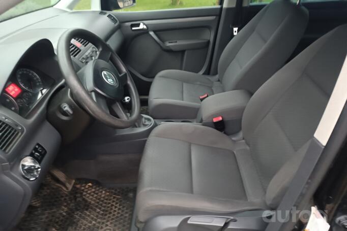 Volkswagen Touran 1 generation Minivan