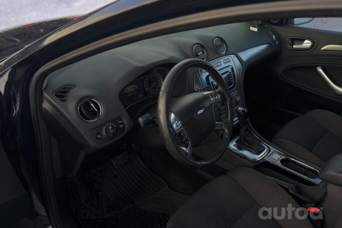 Ford Mondeo 4 generation Sedan