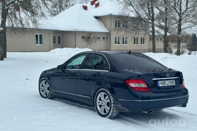 Mercedes-Benz C-Class W204/S204 Sedan
