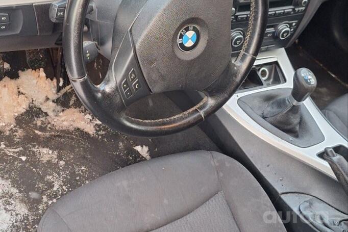 BMW 3 Series E90/E91/E92/E93 [restyling] Sedan