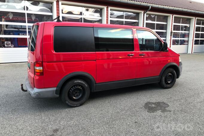 Volkswagen Transporter T5 Minivan 4-doors