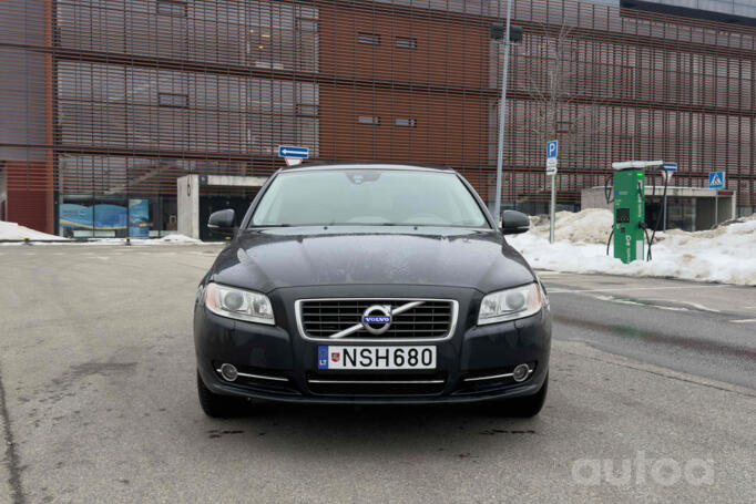 Volvo S80