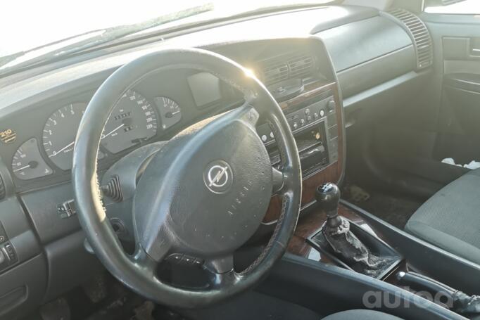 Opel Omega B [restyling] Sedan