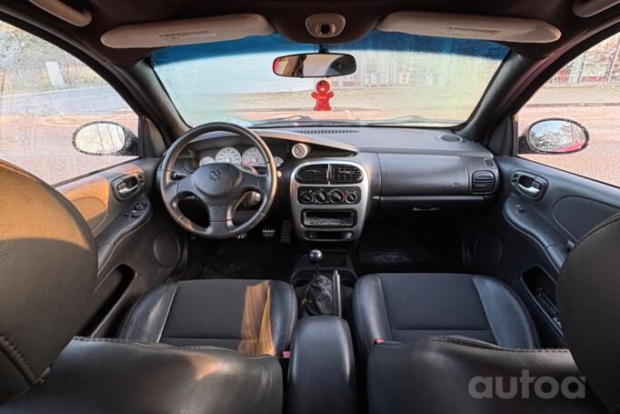 Dodge Neon 2 generation Sedan