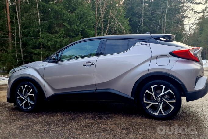 Toyota C-HR 1 generation Crossover