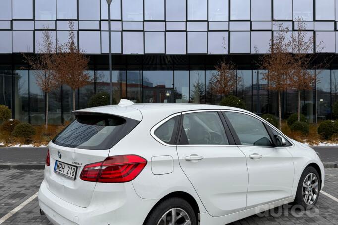 BMW 2 Series Active Tourer F45 Minivan