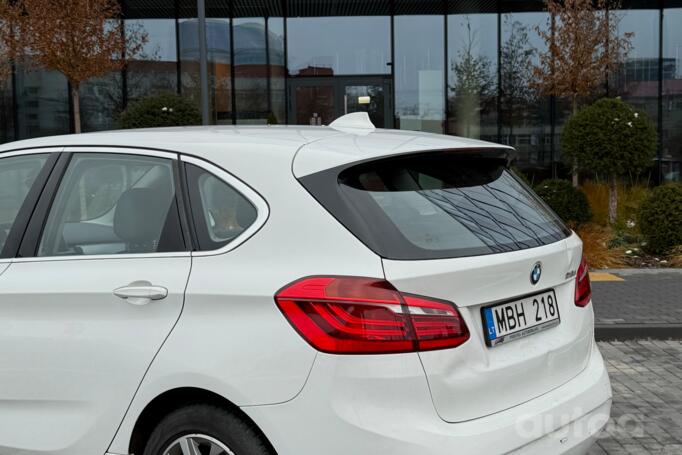 BMW 2 Series Active Tourer F45 Minivan