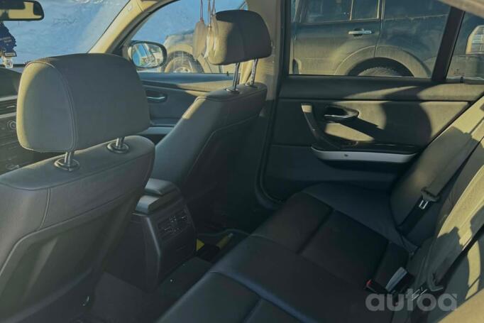 BMW 3 Series E90/E91/E92/E93 [restyling] Sedan