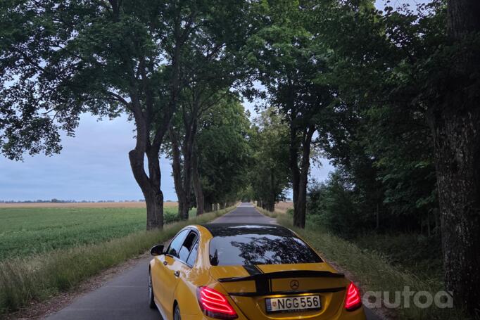 Mercedes-Benz C-Class W205/S205/C205 Sedan