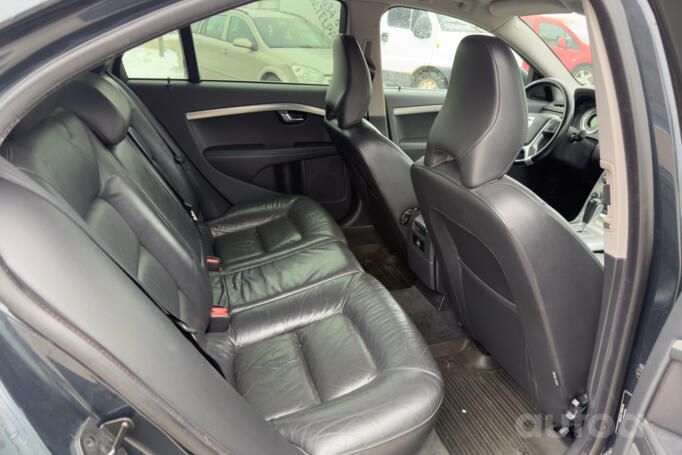 Volvo S80 2 generation [restyling] Sedan