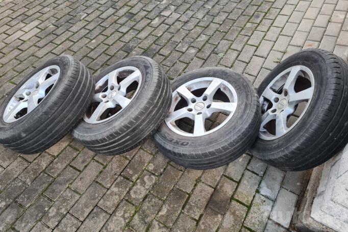 Volkswagen Golf 6 generation Hatchback 5-doors