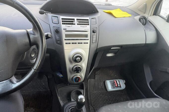 Toyota Yaris XP9 Hatchback 5-doors