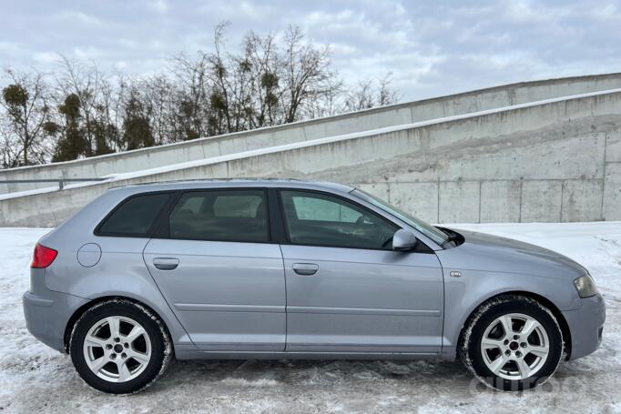 Audi A3 8P/8PA [restyling] Sportback hatchback 5-doors