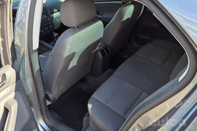 Volkswagen Jetta 5 generation Sedan 4-doors