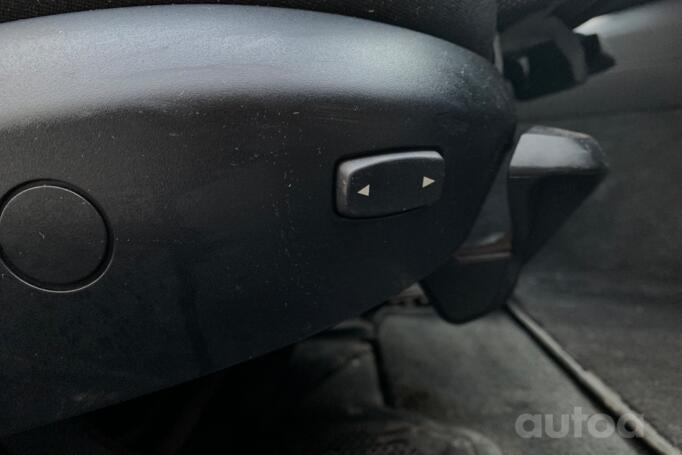 BMW 1 Series E81/E82/E87/E88 [restyling] Hatchback 3-doors