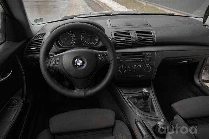 BMW 1 Series E81/E82/E87/E88 [restyling] Hatchback 3-doors